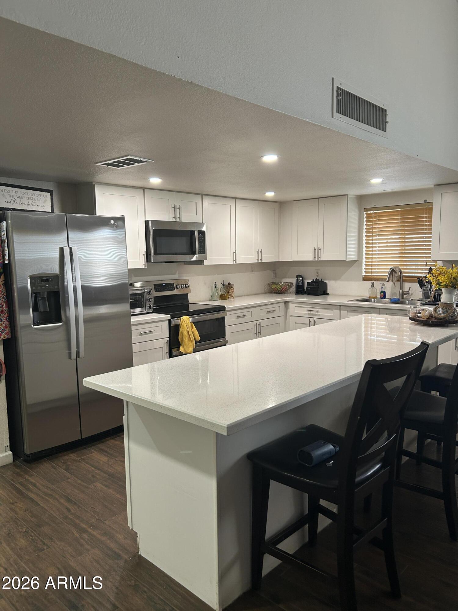 6539 W COOLIDGE Street