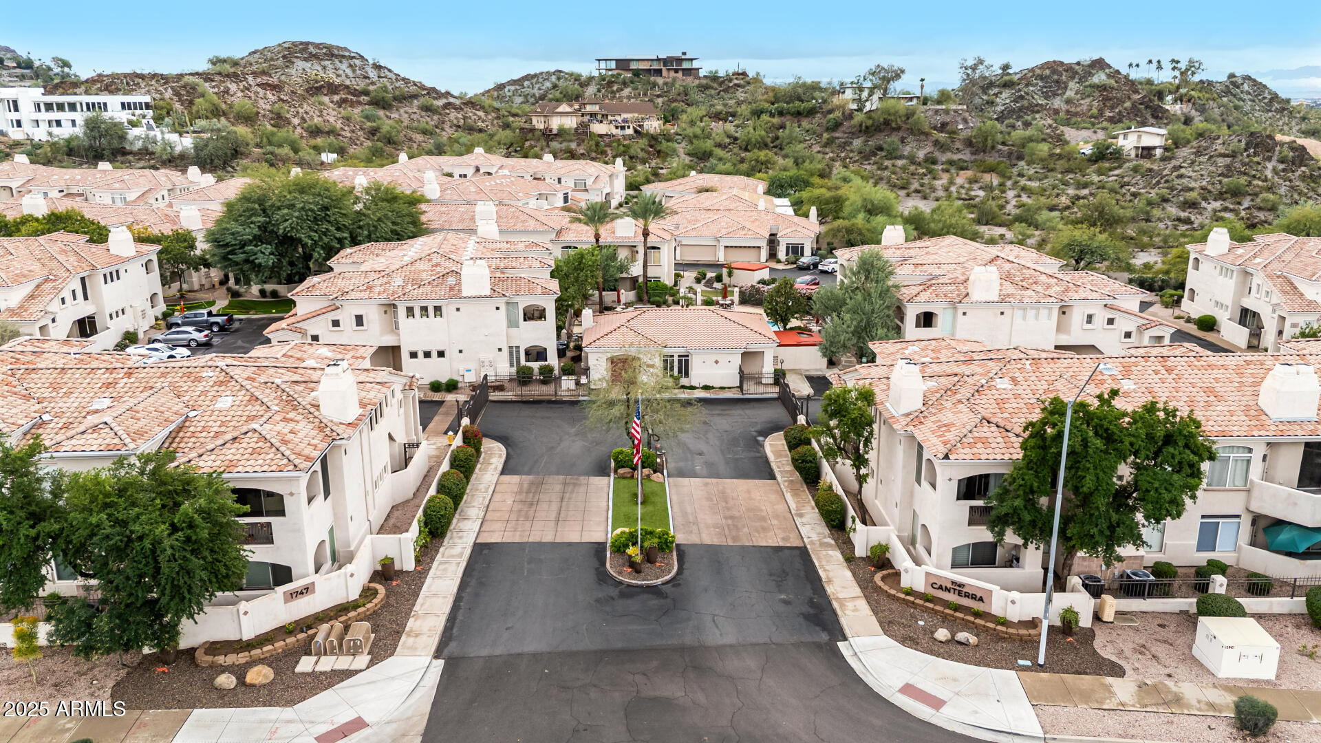 1747 E NORTHERN Avenue 263