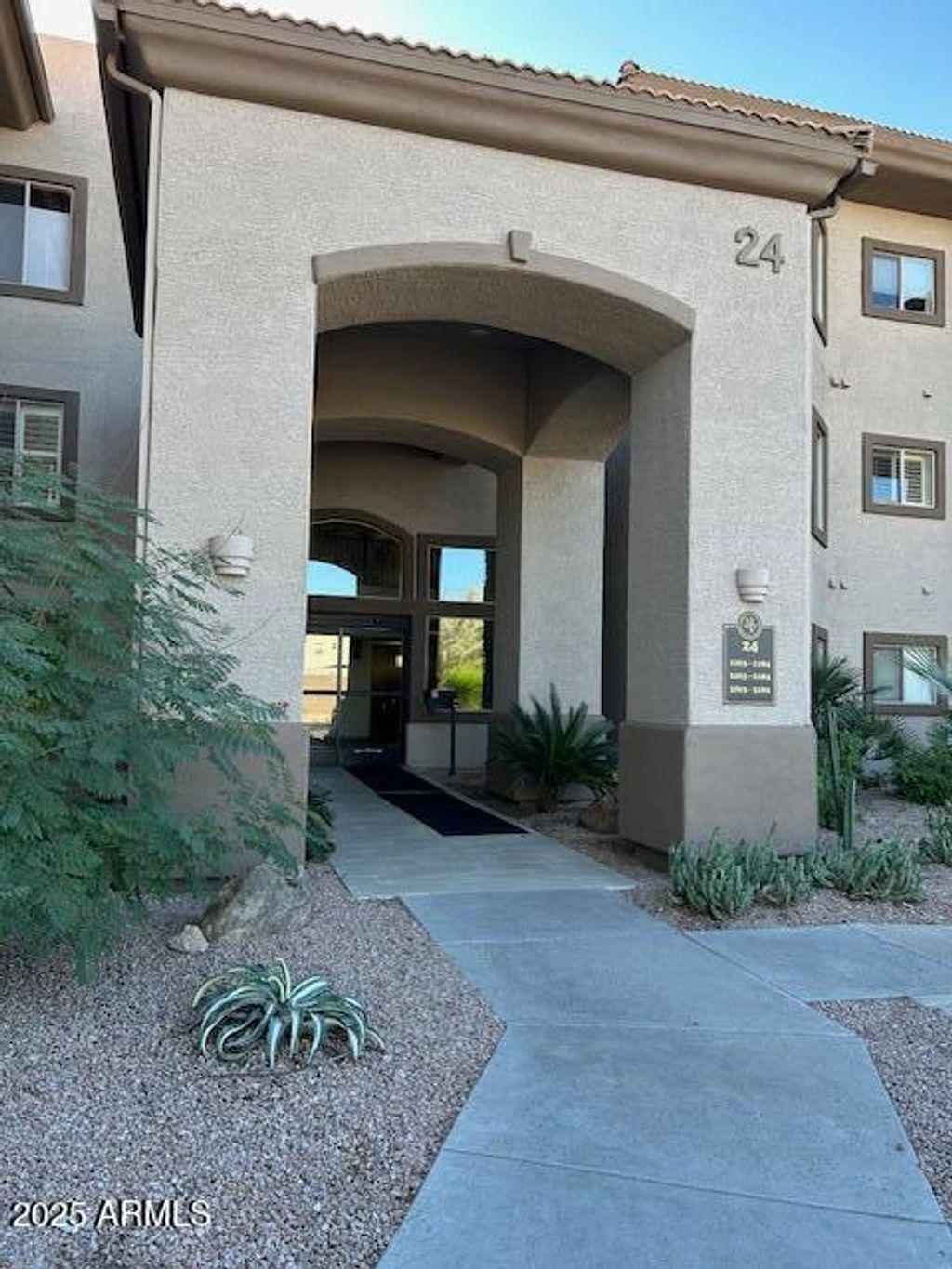 Photo of 14000 N 94th Street #2164, Scottsdale, AZ 85260 (MLS # 6958797)