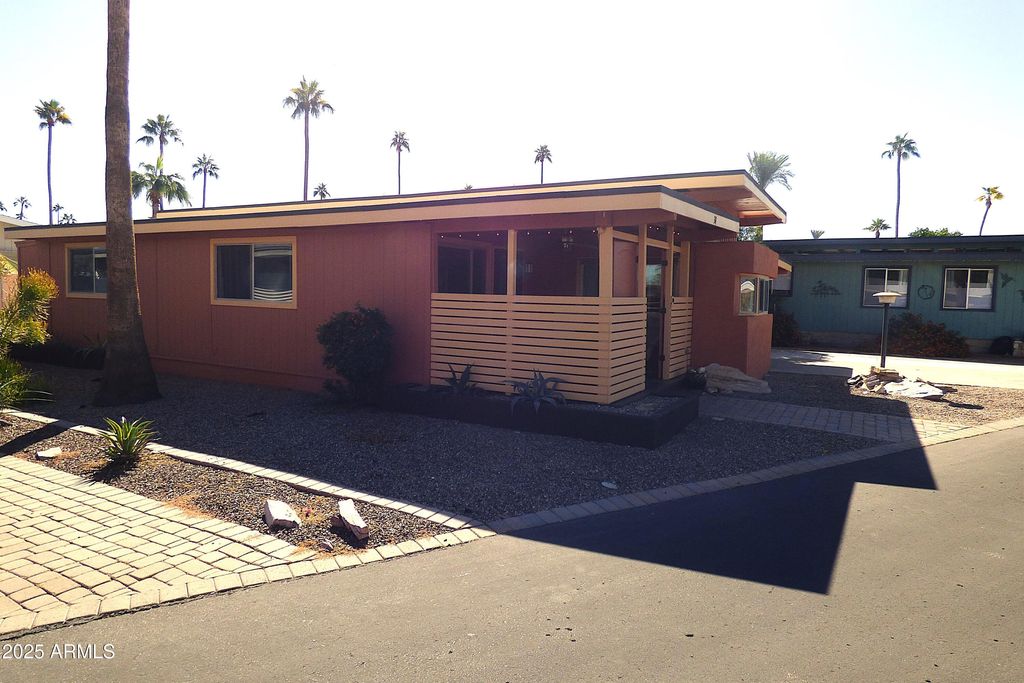 Photo of 6700 E Thomas Road #34, Scottsdale, AZ 85251 (MLS # 6943195)