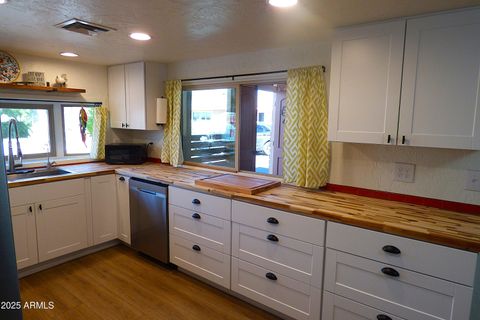 Photo of 6700 E Thomas Road #34, Scottsdale, AZ 85251 (MLS # 6943195)