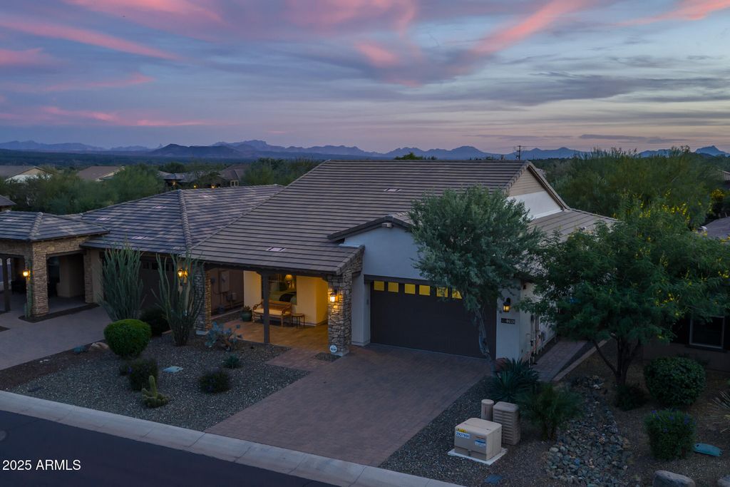 Photo of 17991 E Vista Desierto, Rio Verde, AZ 85263 (MLS # 6946615)