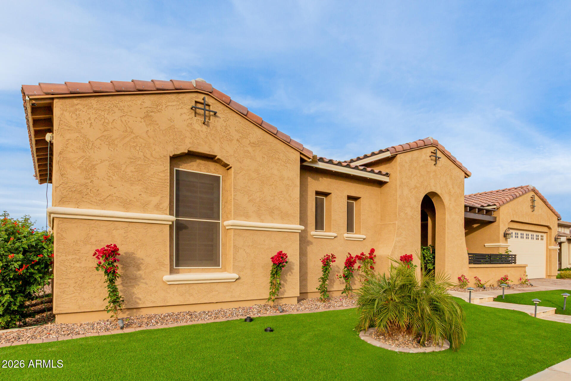 10722 E TRAVERTINE Avenue E