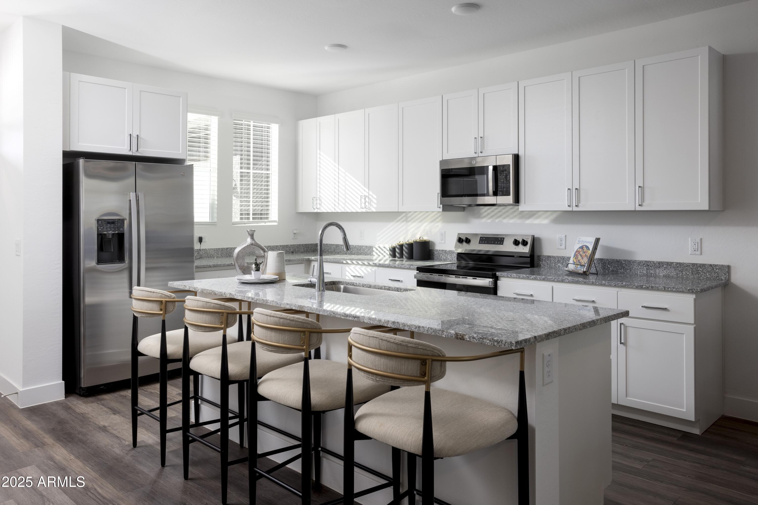 9117 N 181st Avenue 99