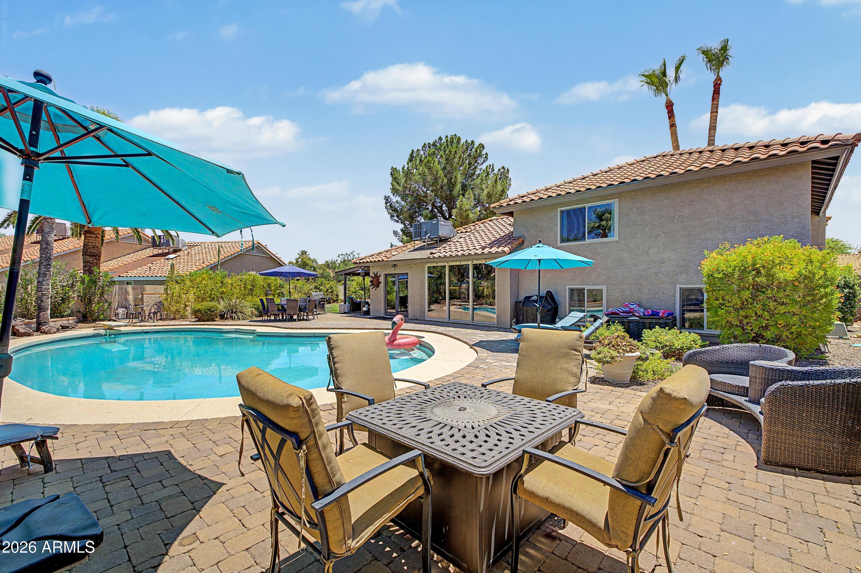 6048 E KATHLEEN Road