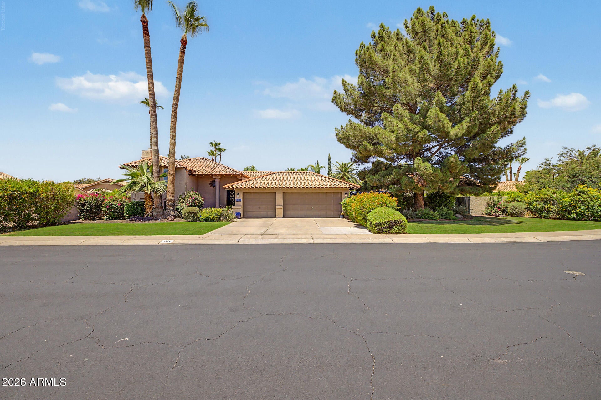 6048 E KATHLEEN Road