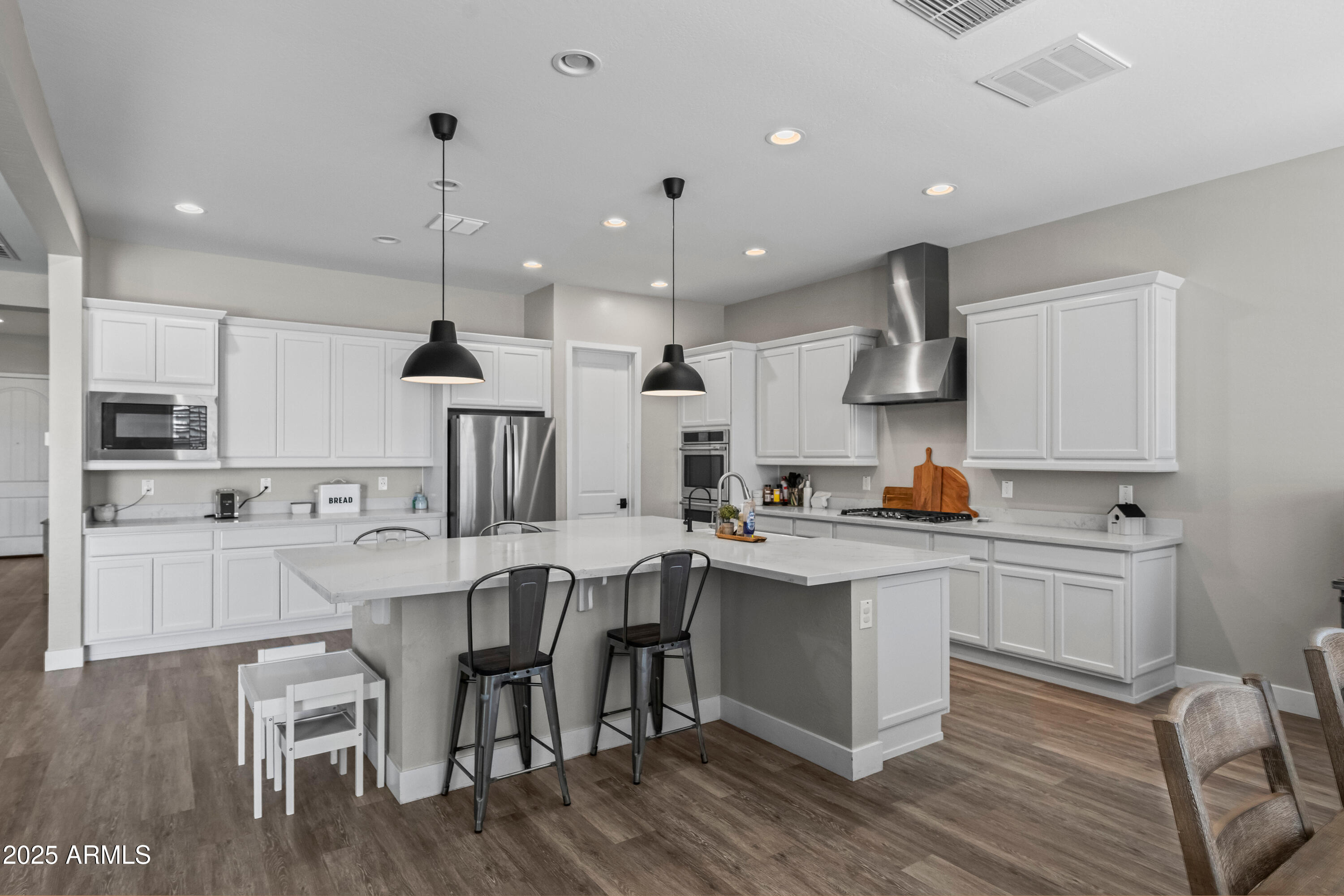 5418 S DEL RANCHO --