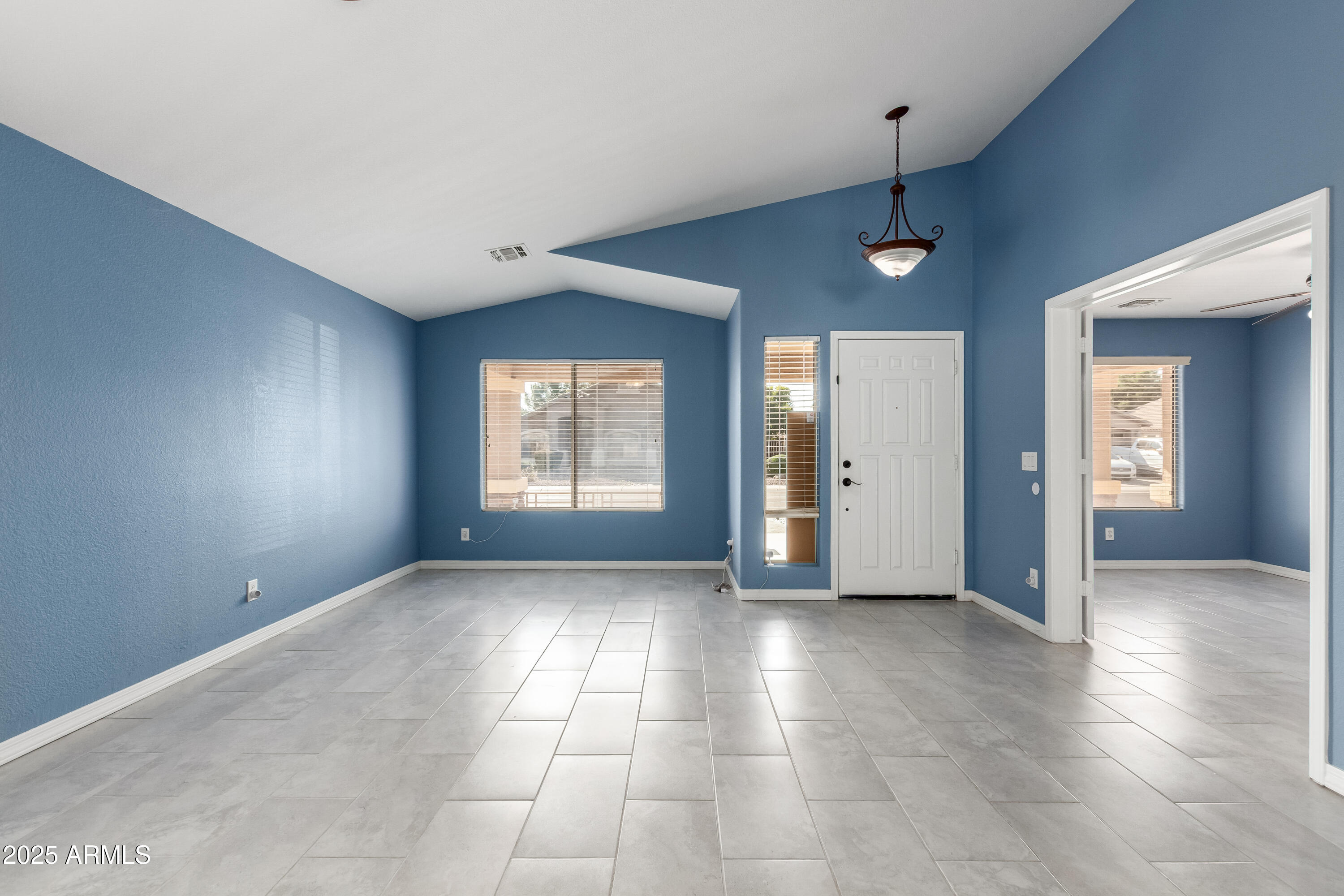 3888 E BANCROFT Court