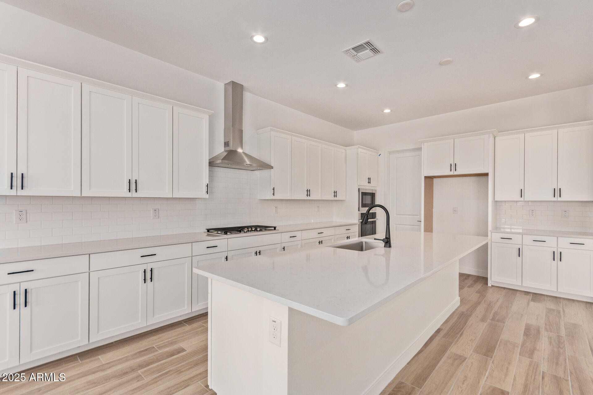 15833 W BRONCO Trail