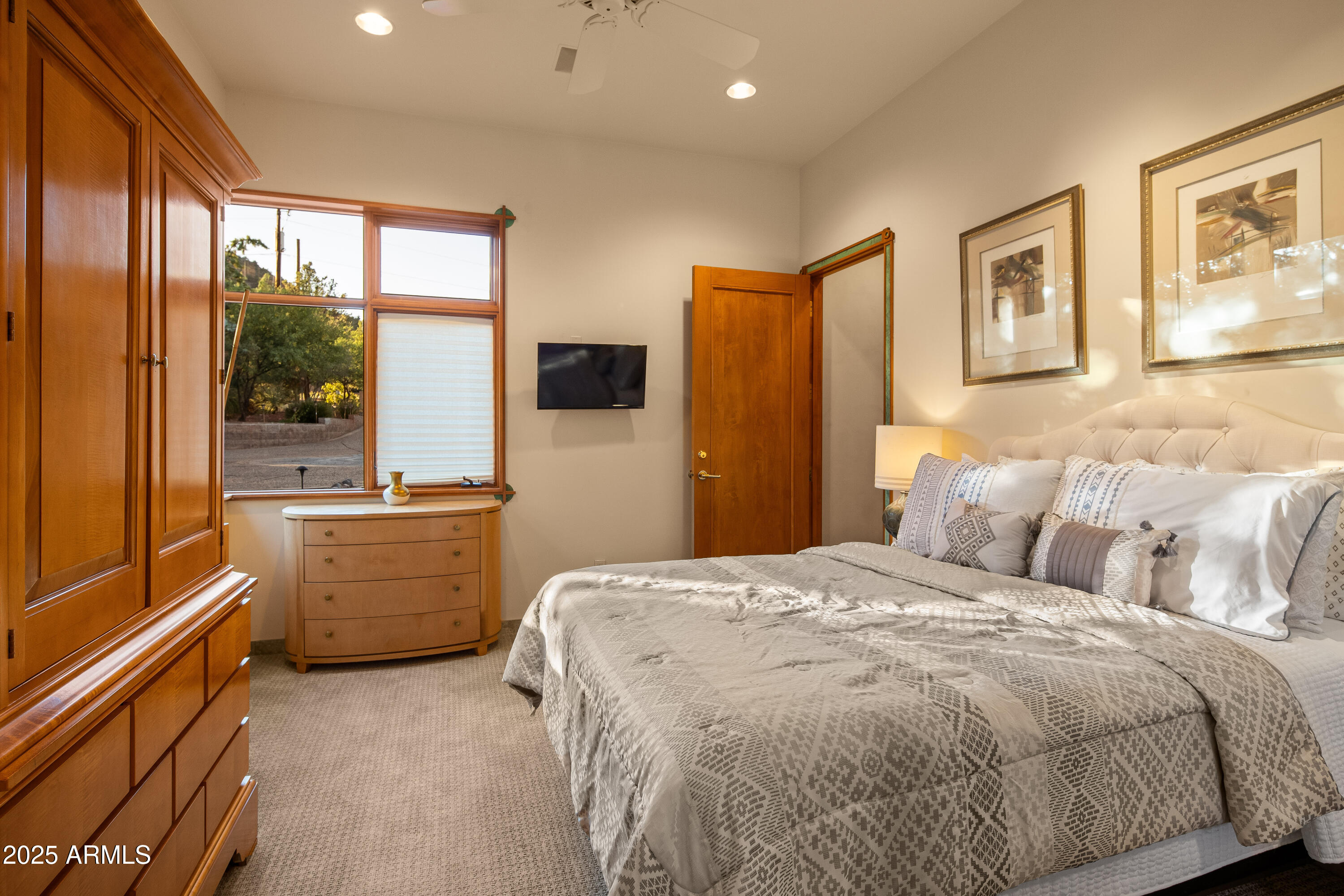 EAST CUP OF GOLD ESTATES - Residential