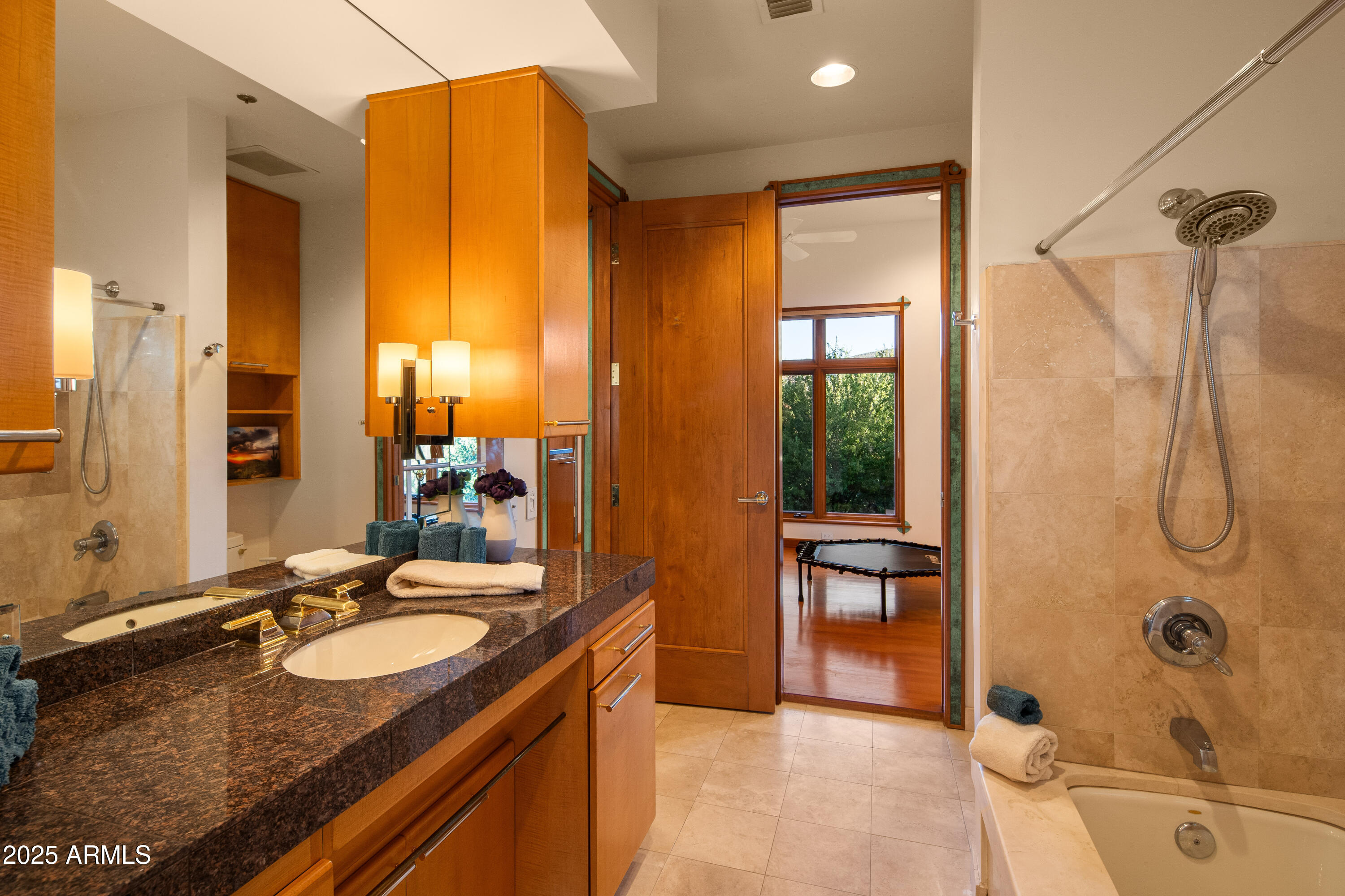EAST CUP OF GOLD ESTATES - Residential