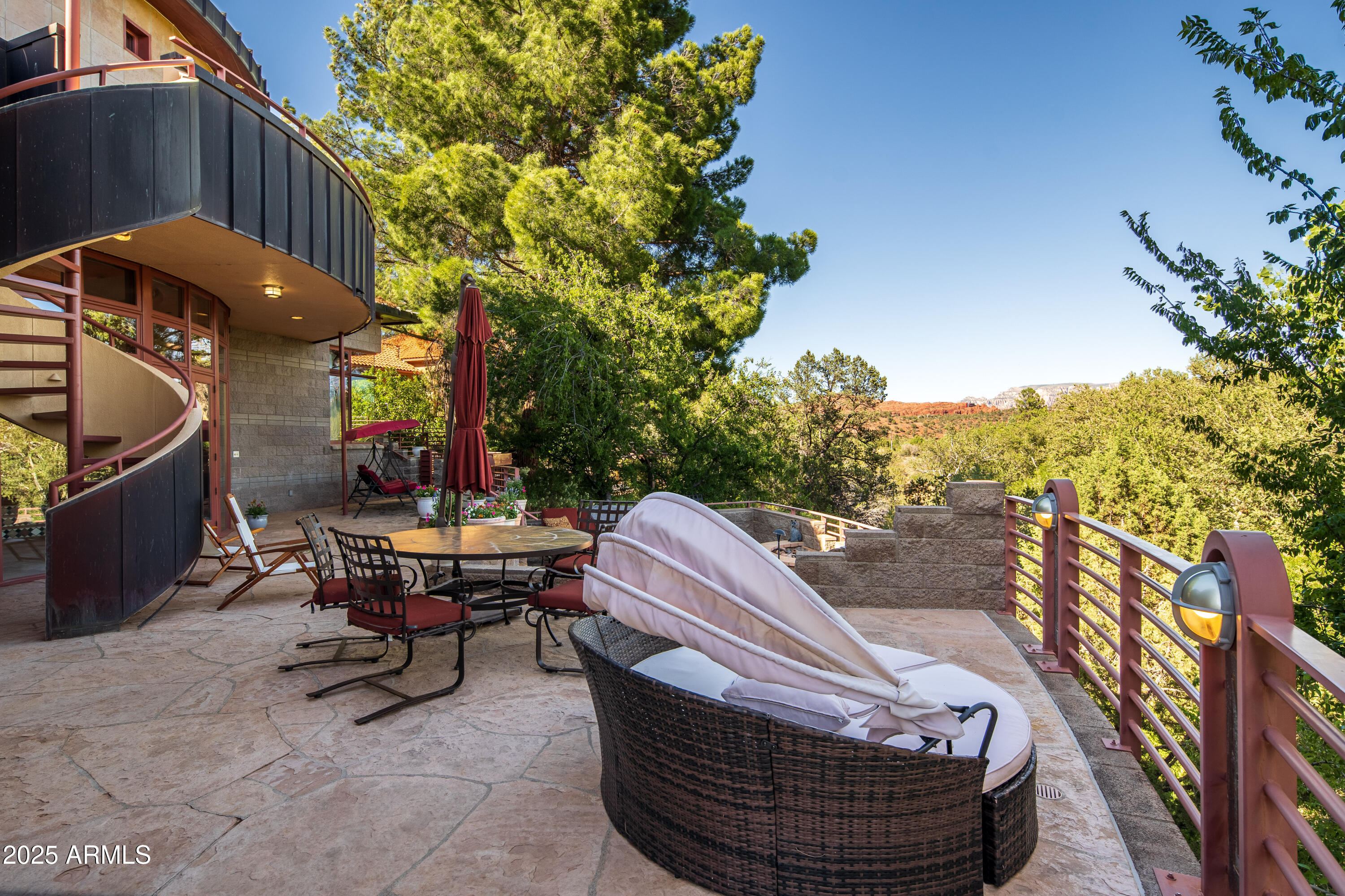 EAST CUP OF GOLD ESTATES - Residential