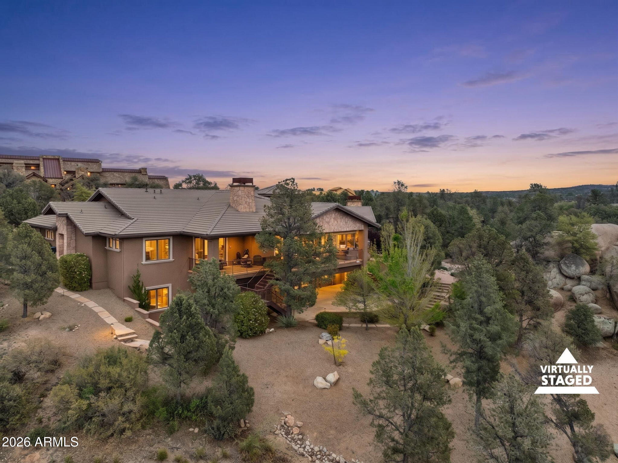 4680 W DISTANT VIEW Trail