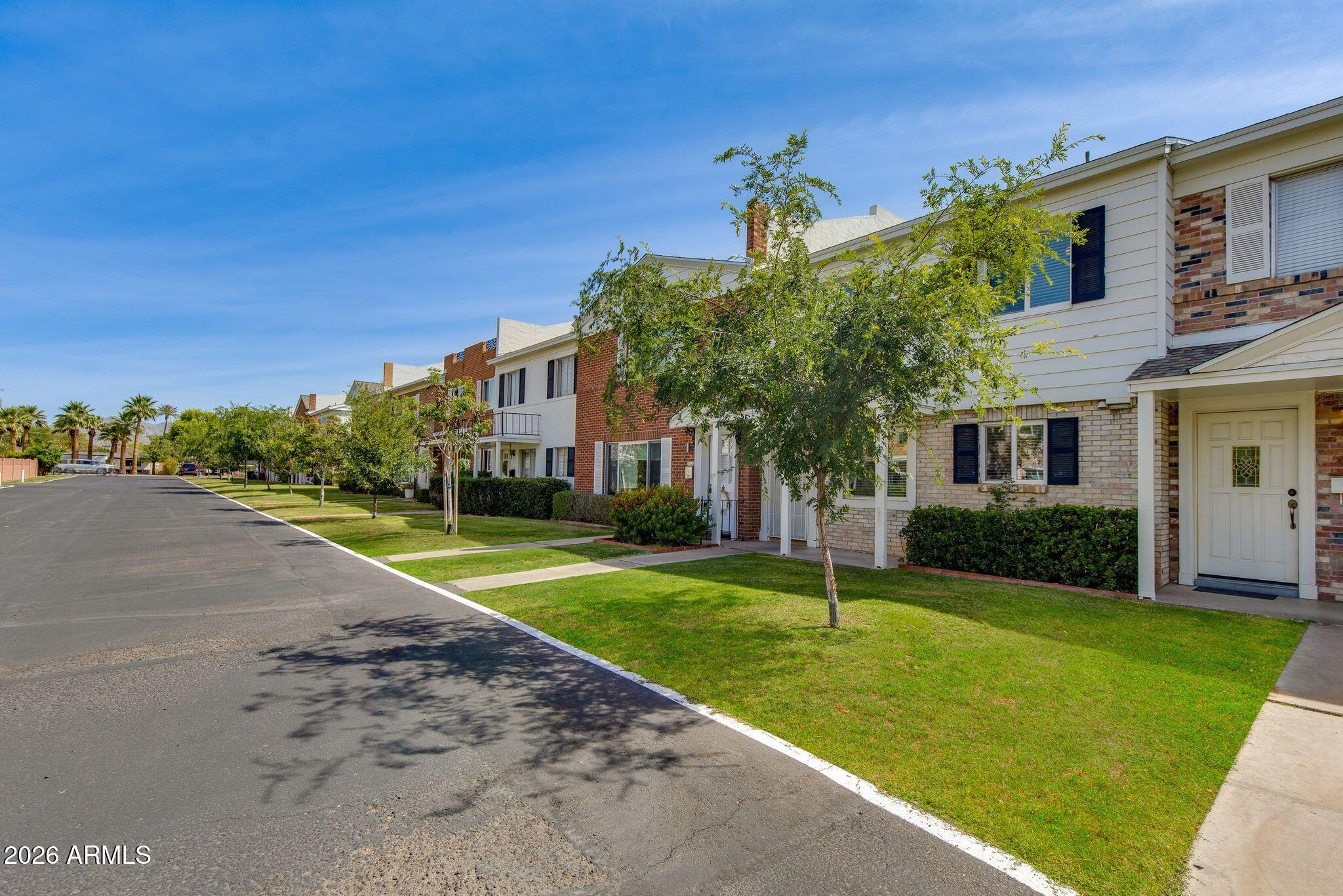 4099 E CAMPBELL Avenue