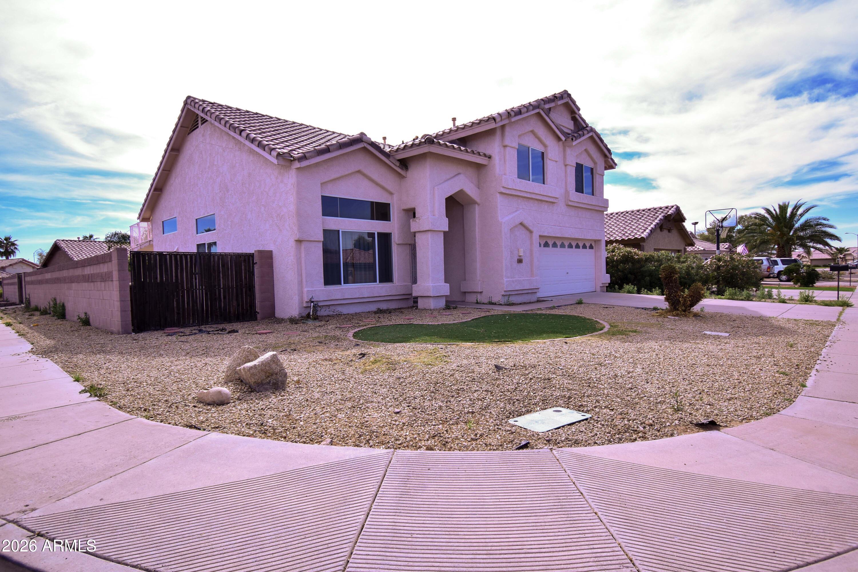 8807 W WEDGEWOOD Drive