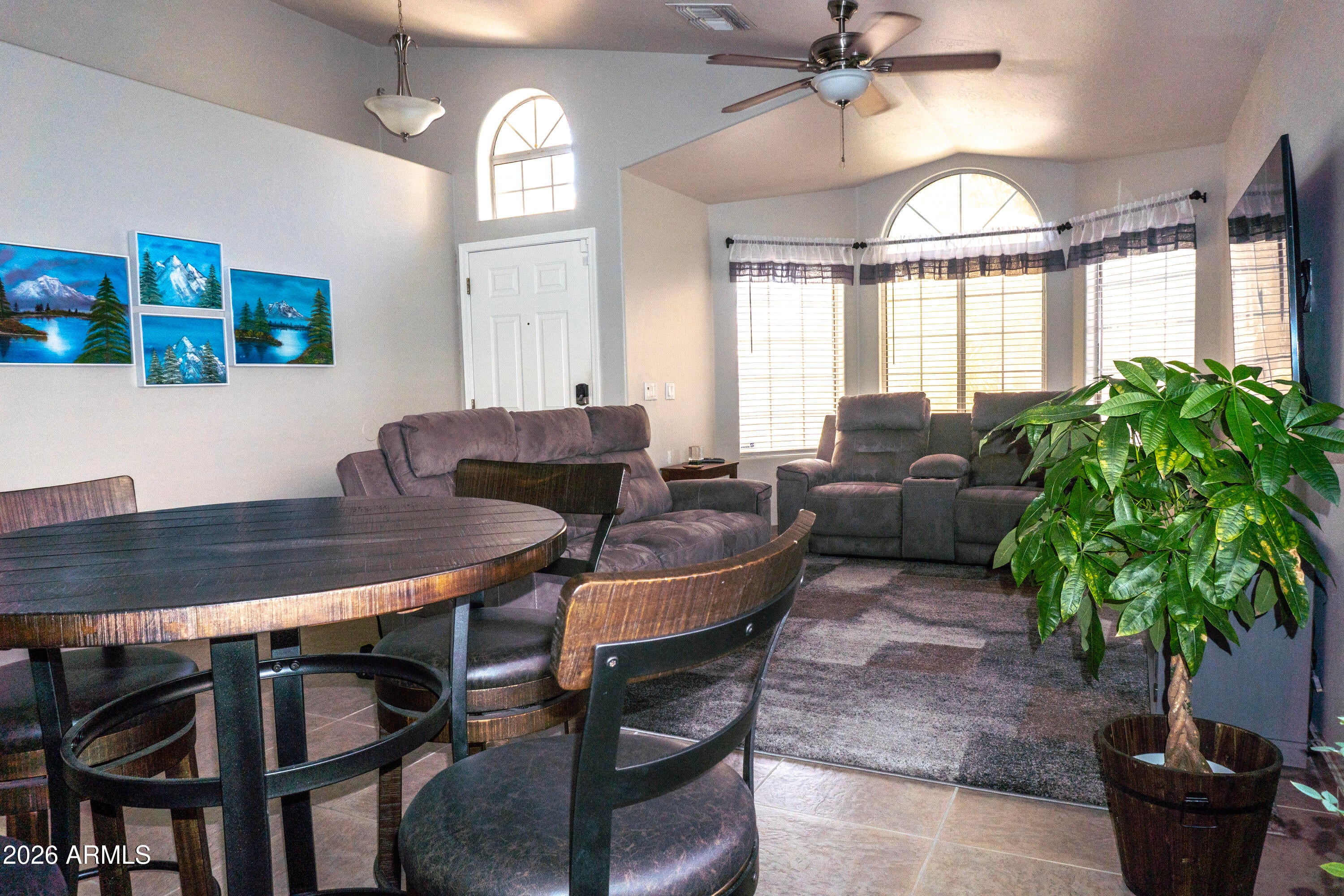525 N VAL VISTA Drive 30
