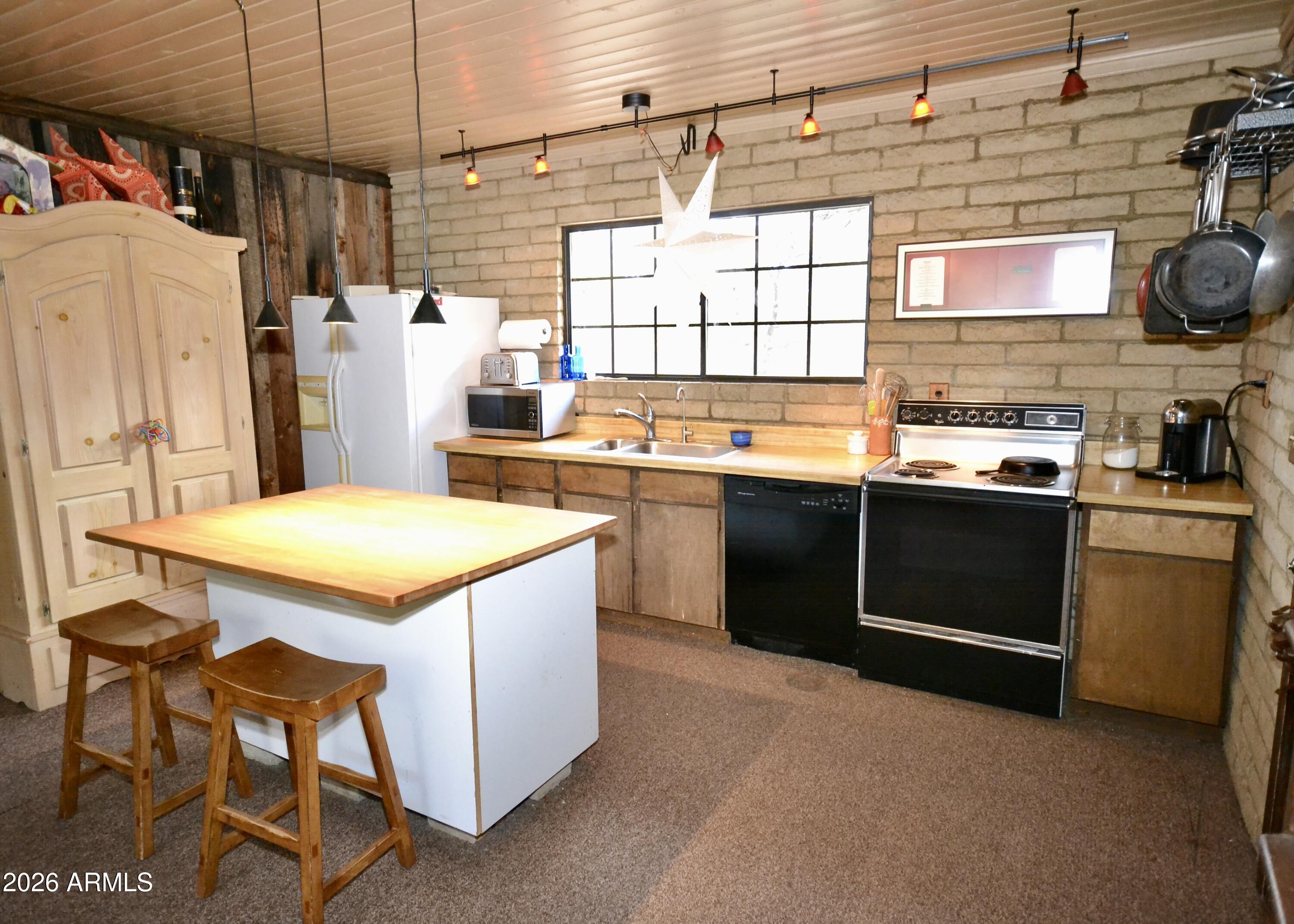 23277 S DEMASCUS Road