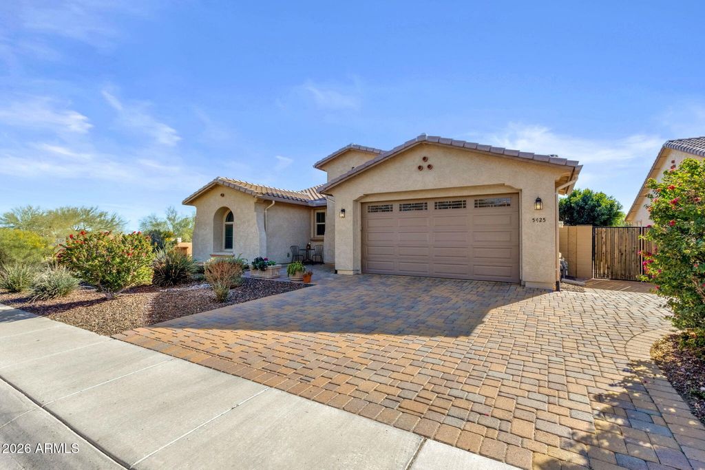 Photo of 5425 W Taro Lane, Glendale, AZ 85308 (MLS # 6972151)