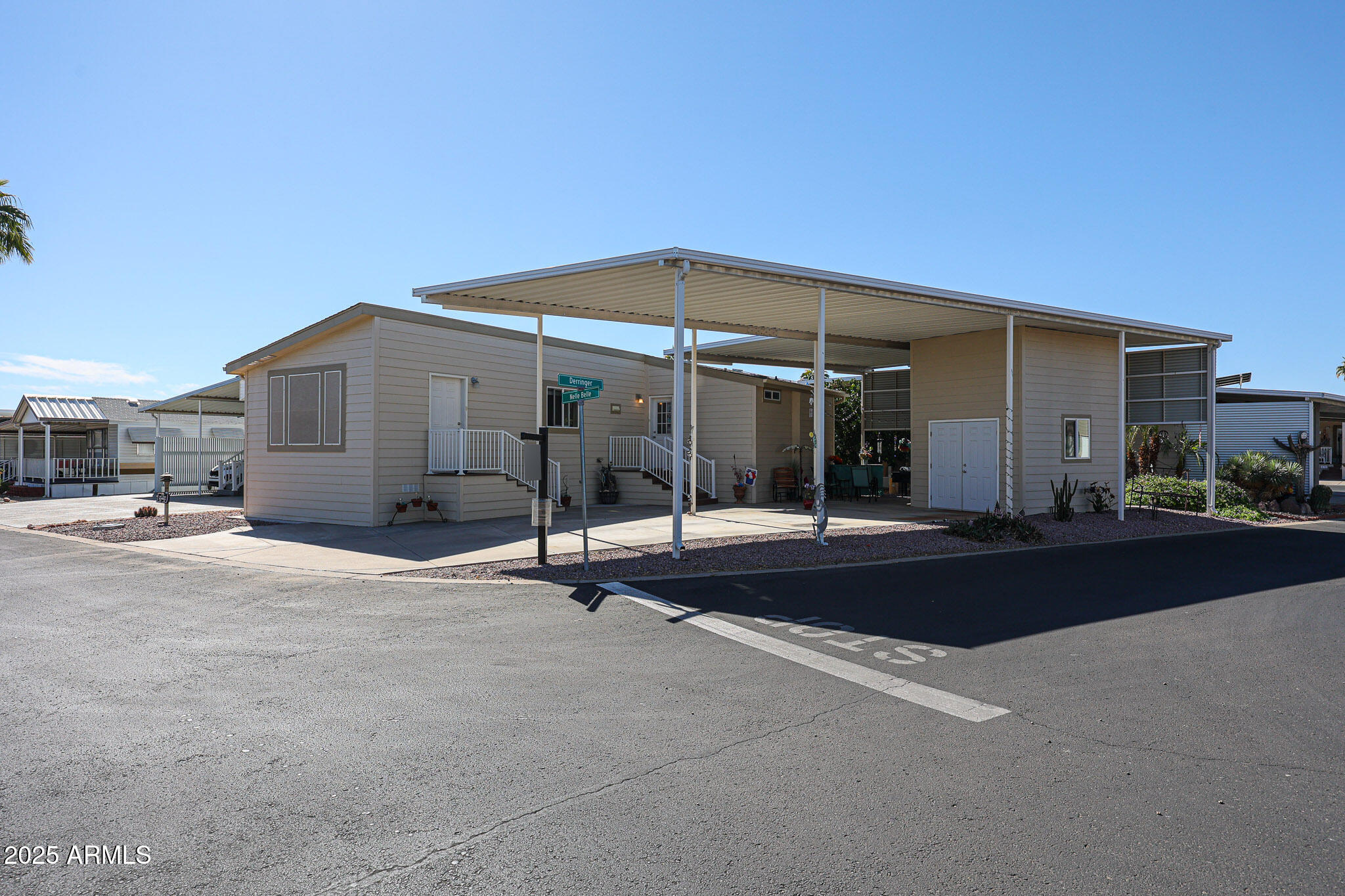 17200 W BELL Road 873