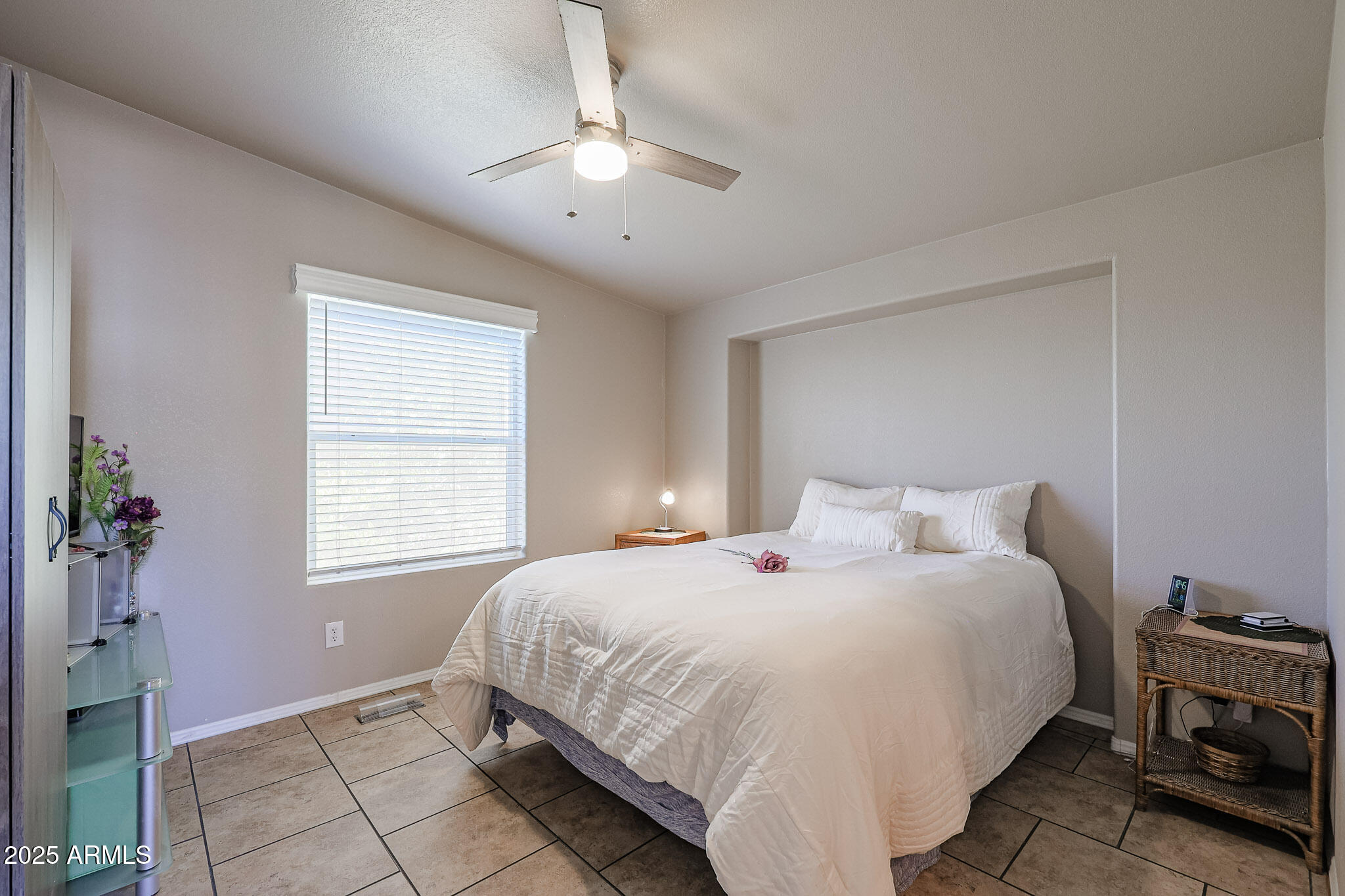 17200 W BELL Road 873