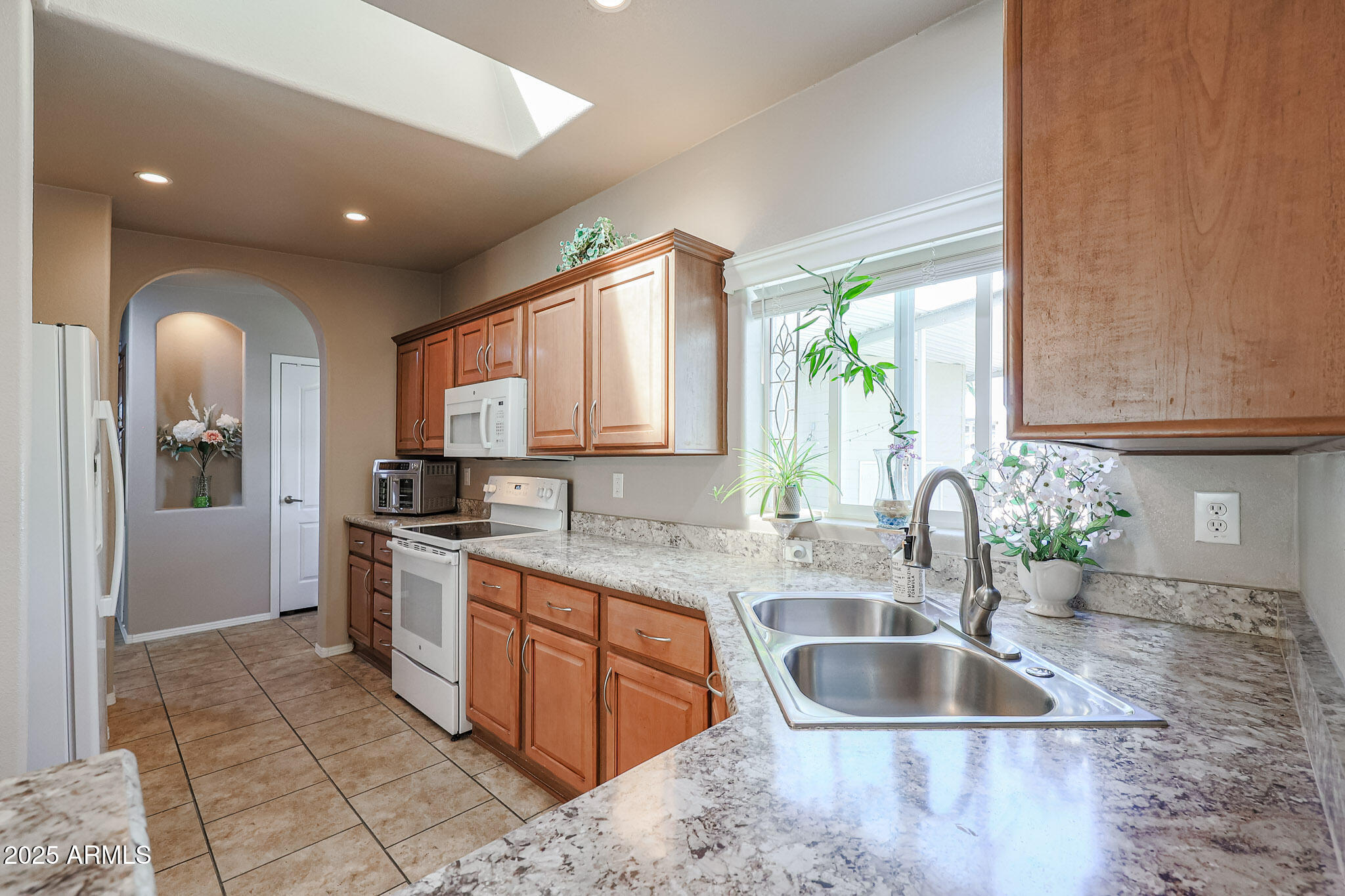 17200 W BELL Road 873