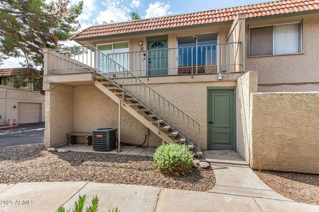 Photo of 5626 S Doubloon Court #E, Tempe, AZ 85283 (MLS # 6906402)