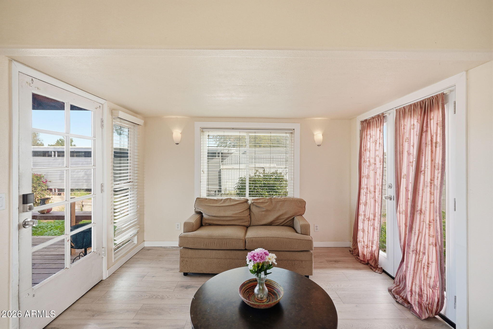 7660 E MCKELLIPS Road 82