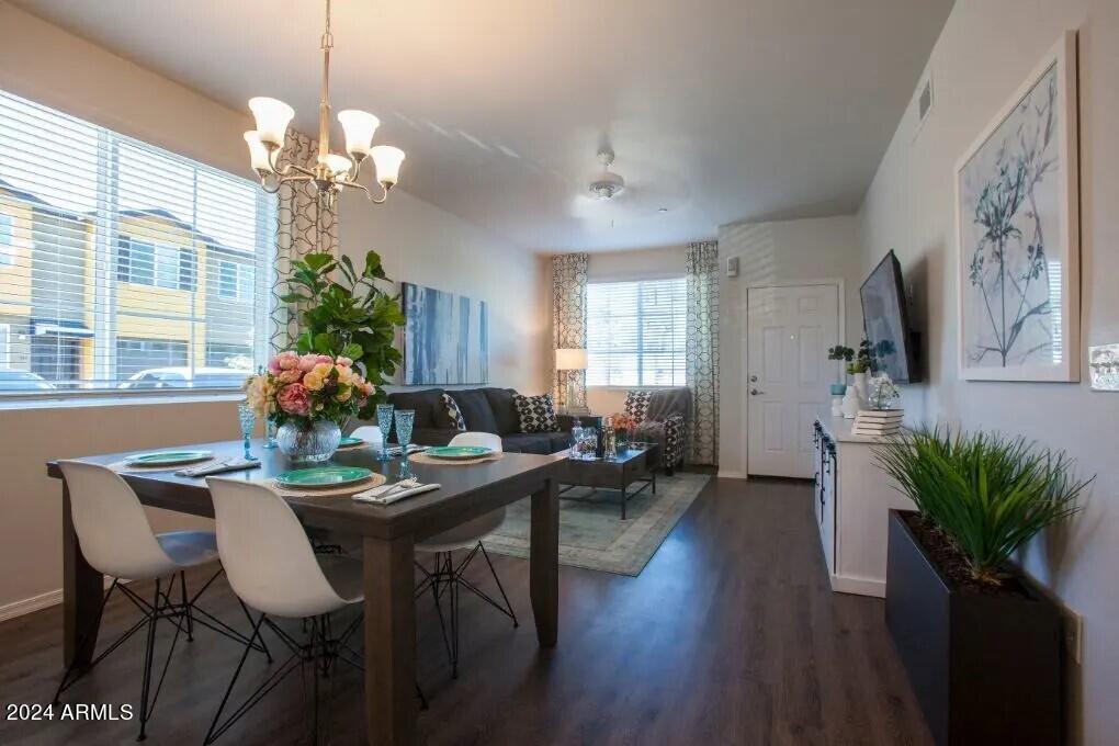 4435 N LONGVIEW Avenue 3