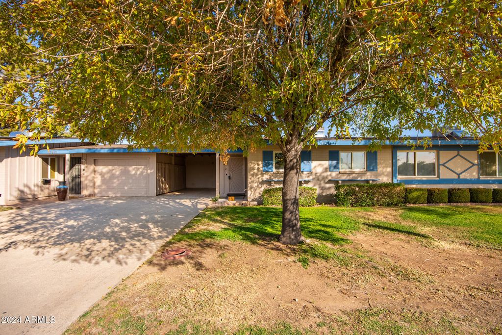 Photo of 10908 W Peoria Avenue, Sun City, AZ 85351 (MLS # 6908236)