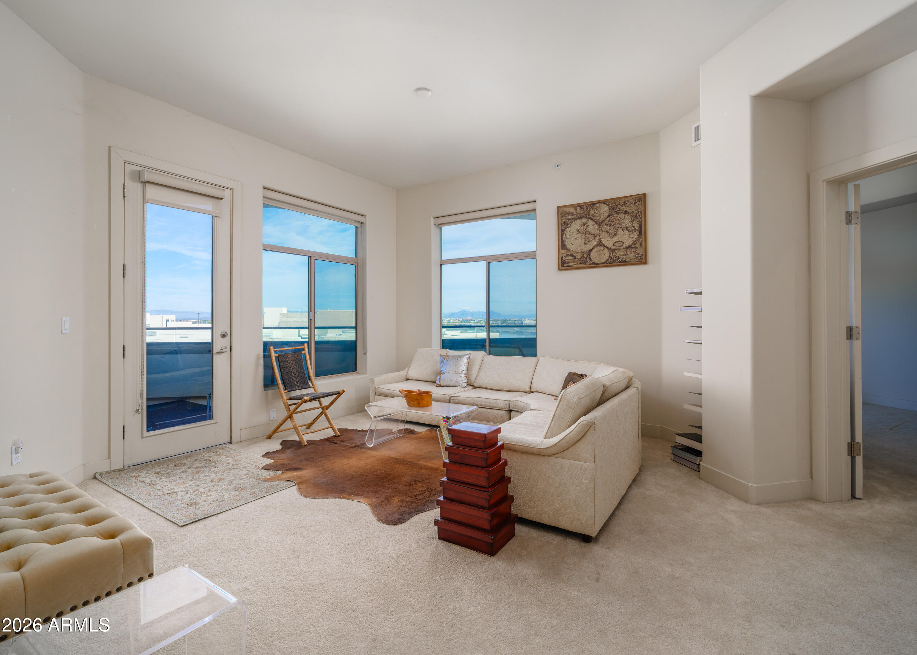 945 E PLAYA DEL NORTE Drive 5012