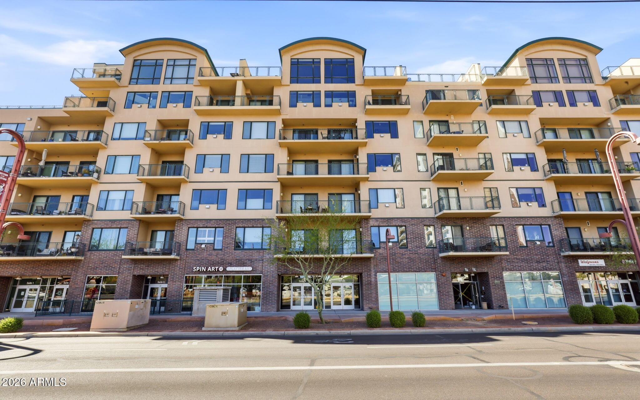 2302 N Central Avenue Unit 215