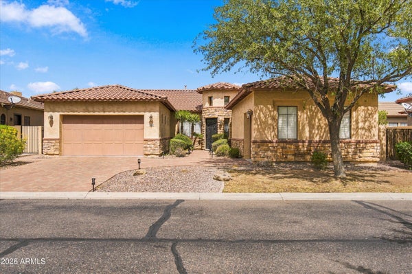 3212 E CONSTANCE WAY, PHOENIX, AZ 85042 - Image d2e6fd8aa9f0eef98ffcdd8010a7ec89/13134771