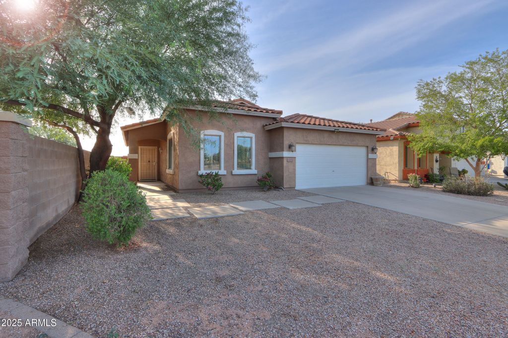 Photo of 20674 N Carmen Avenue, Maricopa, AZ 85139 (MLS # 6965623)