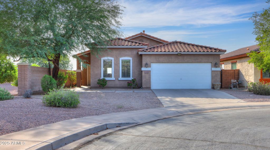 Photo of 20674 N Carmen Avenue, Maricopa, AZ 85139 (MLS # 6965623)