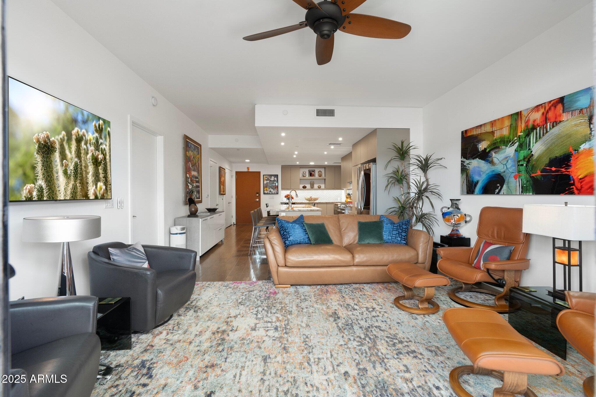 2300 E CAMPBELL Avenue 104