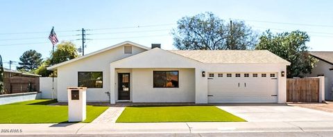 Photo of 8531 E Clarendon Avenue, Scottsdale, AZ 85251 (MLS # 6997154)