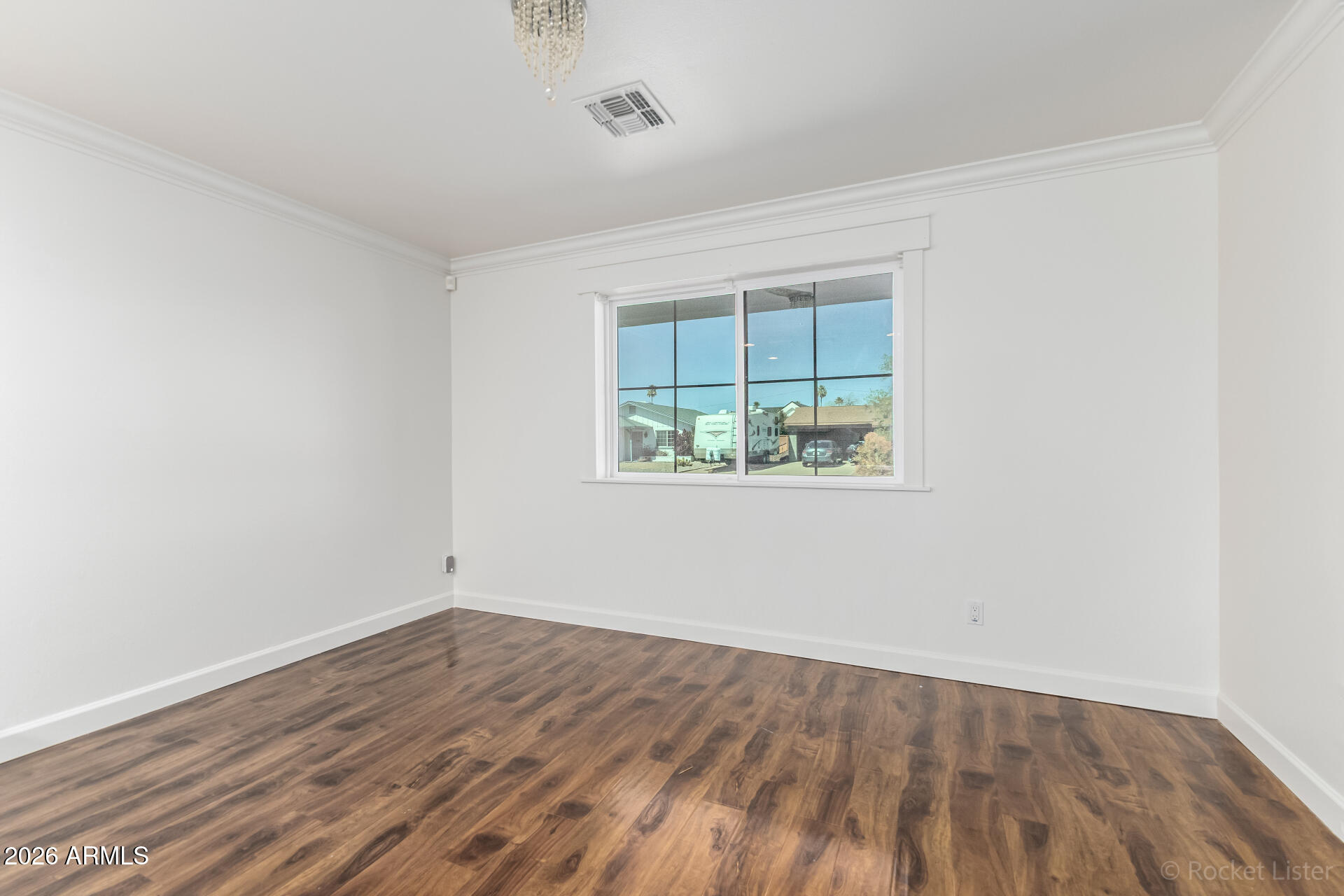 8531 E CLARENDON Avenue