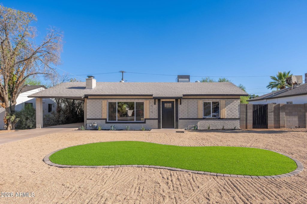 Photo of 515 W Hazelwood Street, Phoenix, AZ 85013 (MLS # 7028181)
