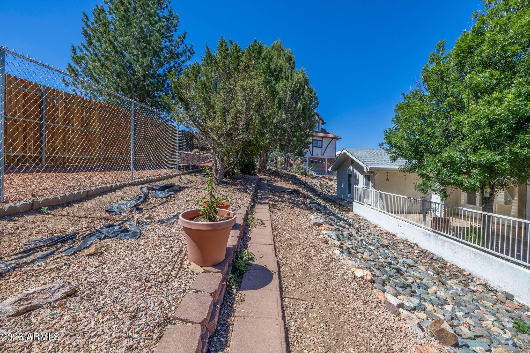 PRESCOTT COUNTRY CLUB UNIT 4 - Residential