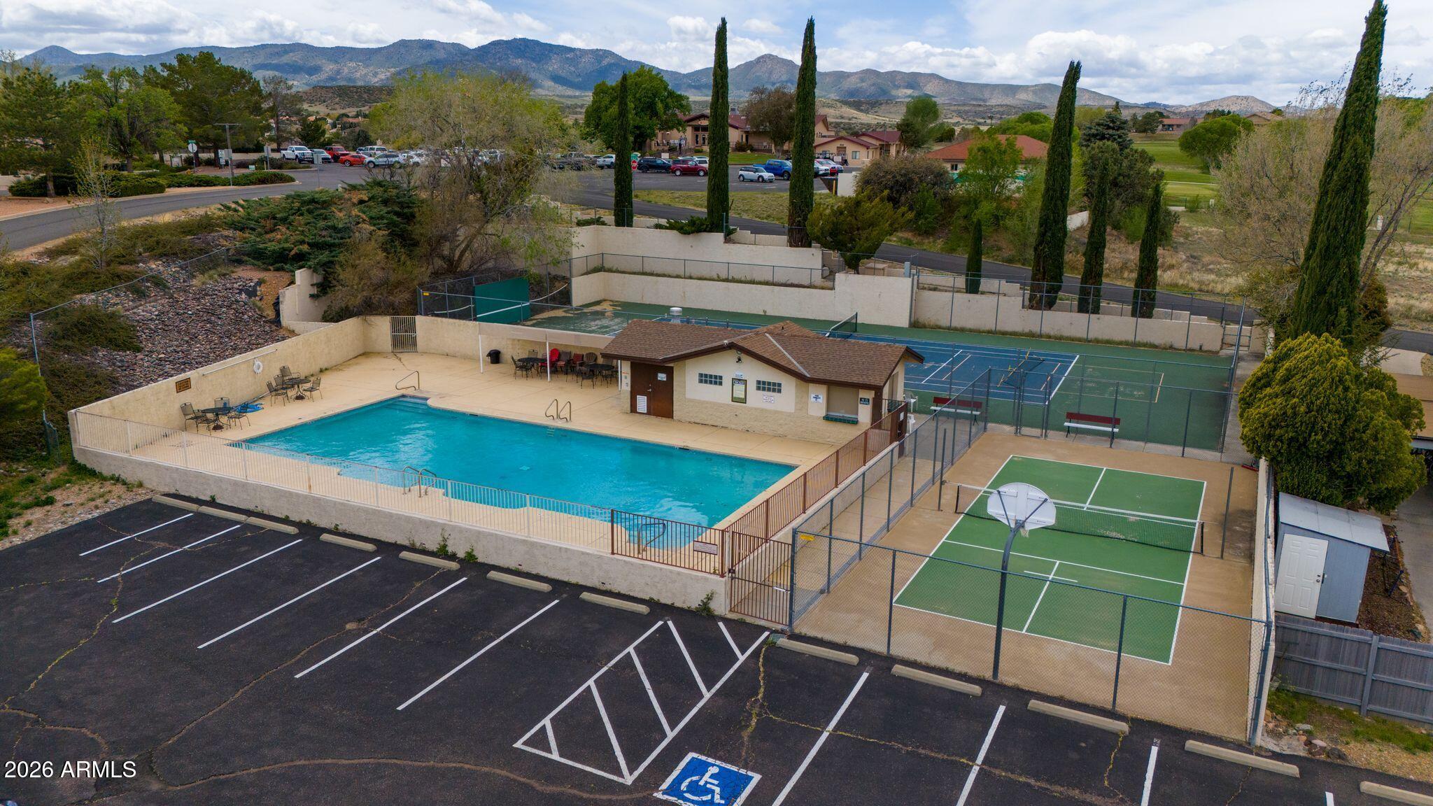 PRESCOTT COUNTRY CLUB UNIT 4 - Residential