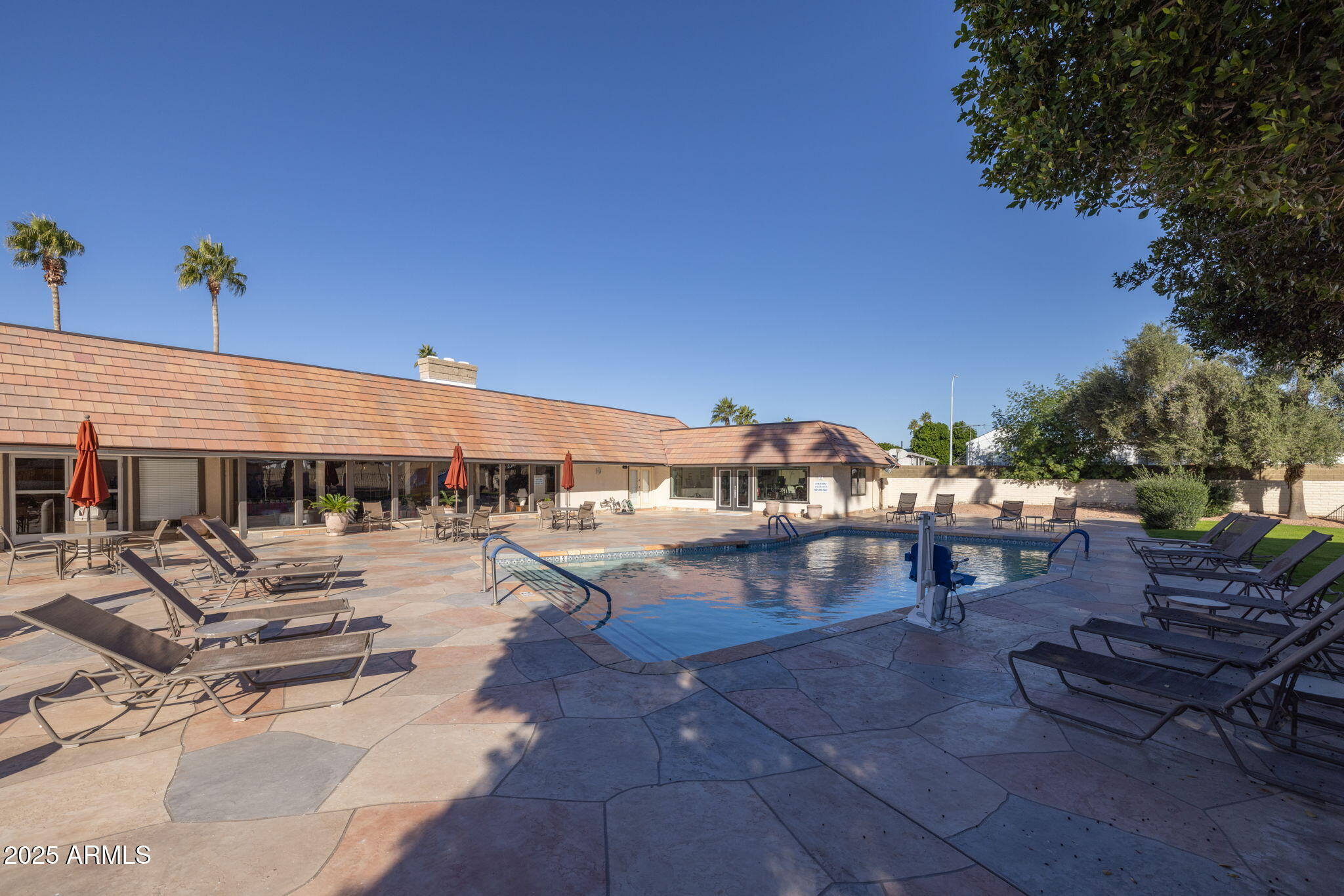 Hacienda De Valencia - Residential