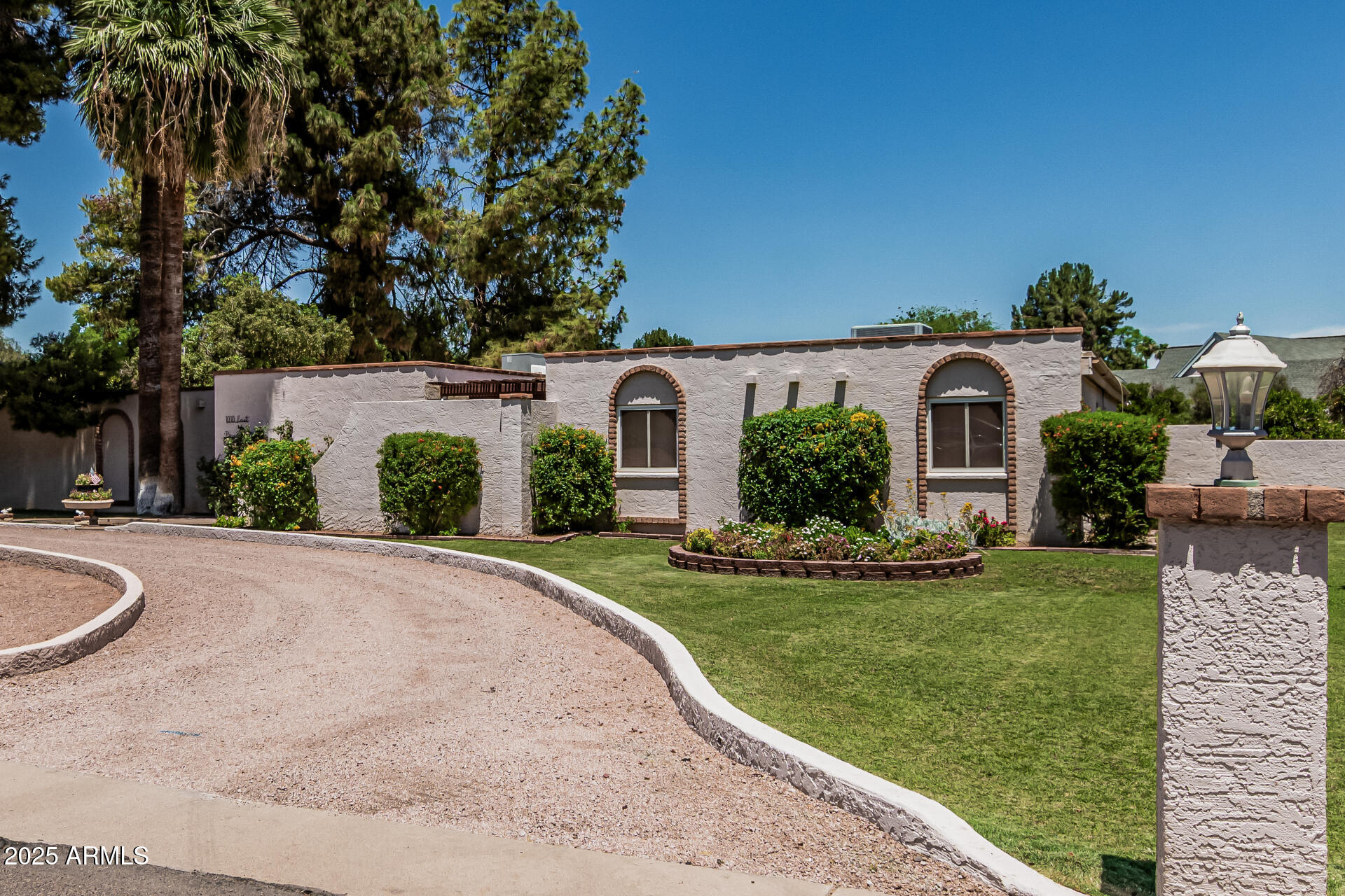1010 E BUENA VISTA Drive