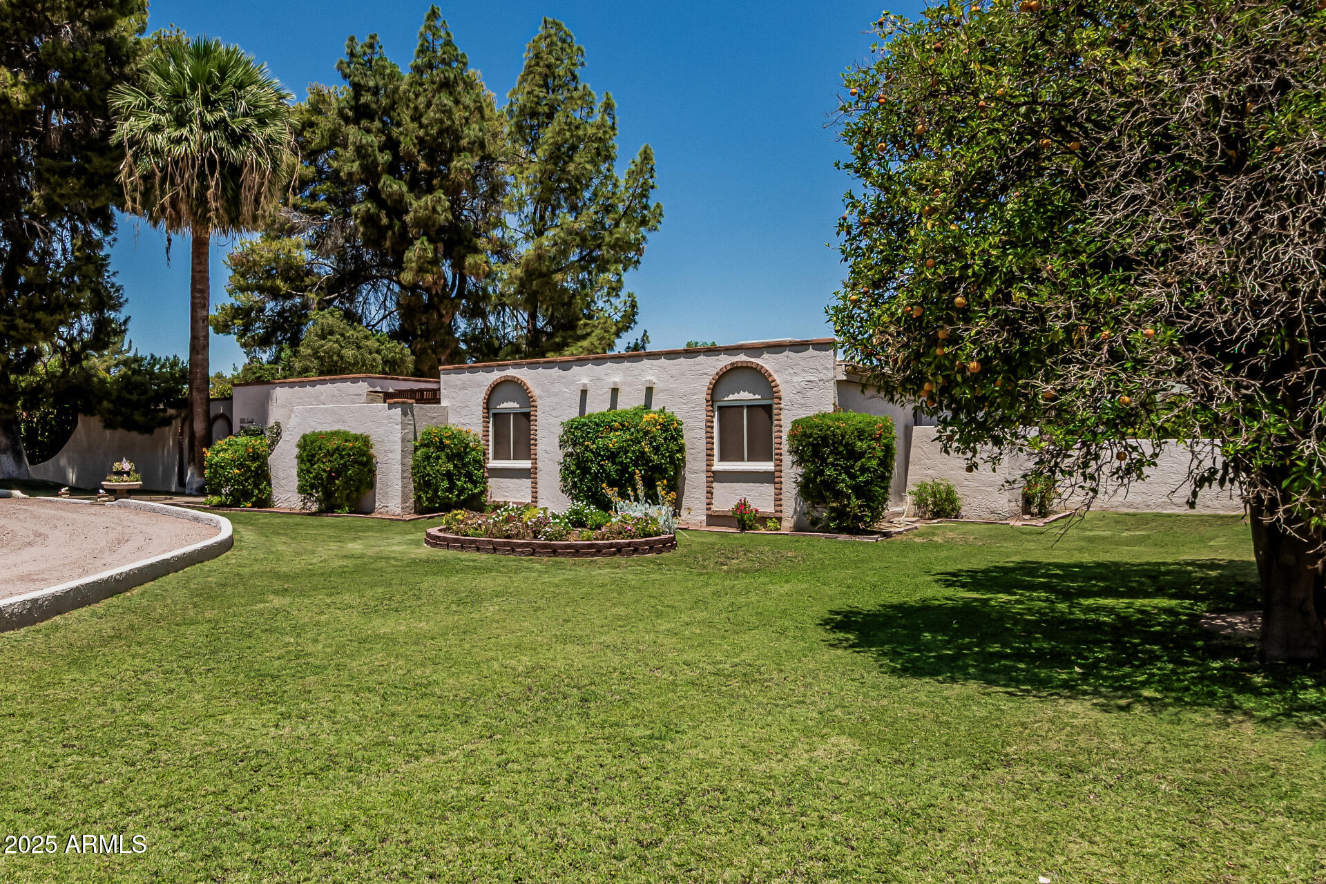 1010 E BUENA VISTA Drive