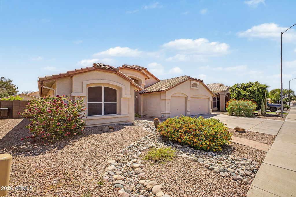 Photo of 557 W Monte Avenue, Mesa, AZ 85210 (MLS # 7030144)