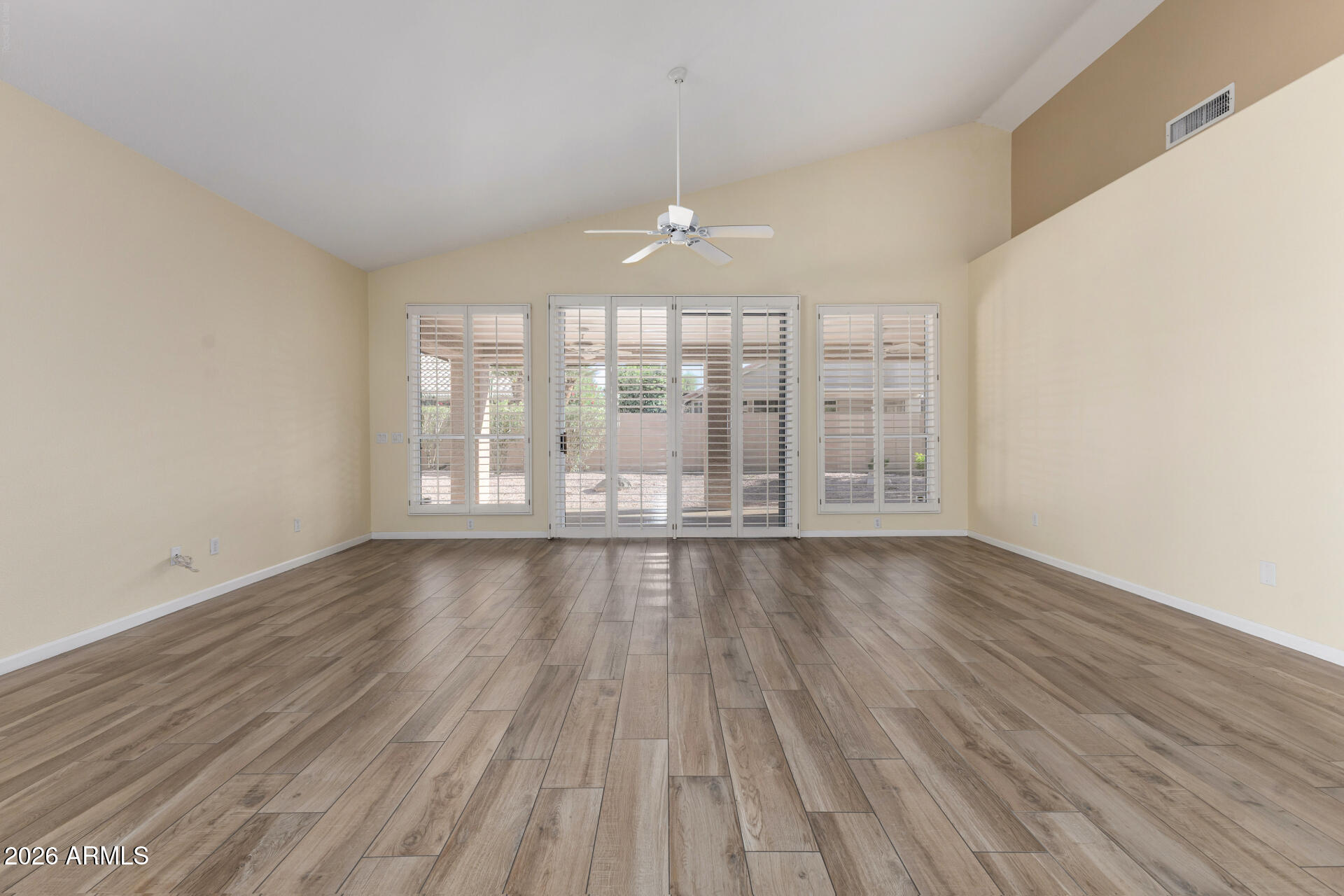 10225 E HERCULES Drive