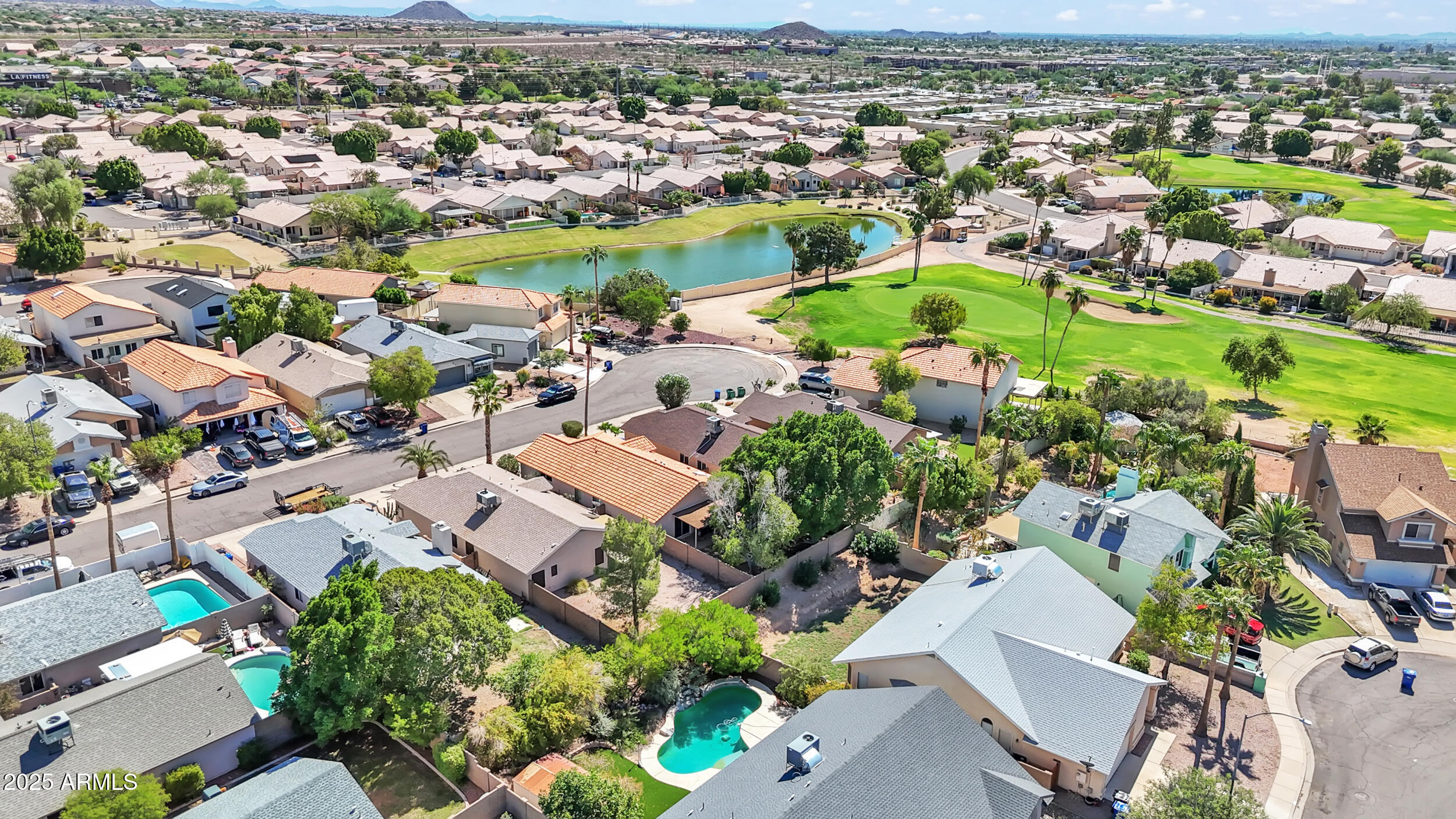 2634 N SAFFRON Circle