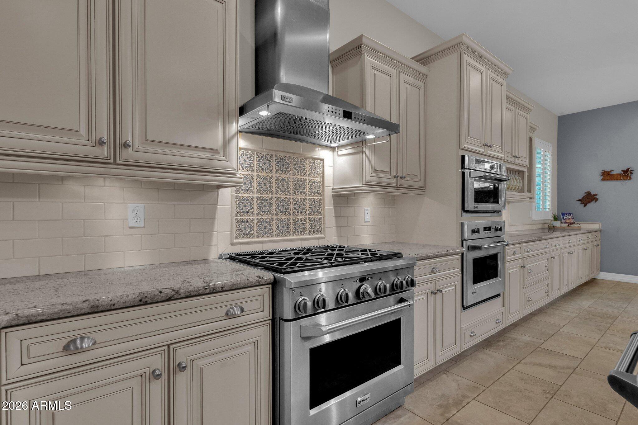 20137 E VIA DEL PALO --