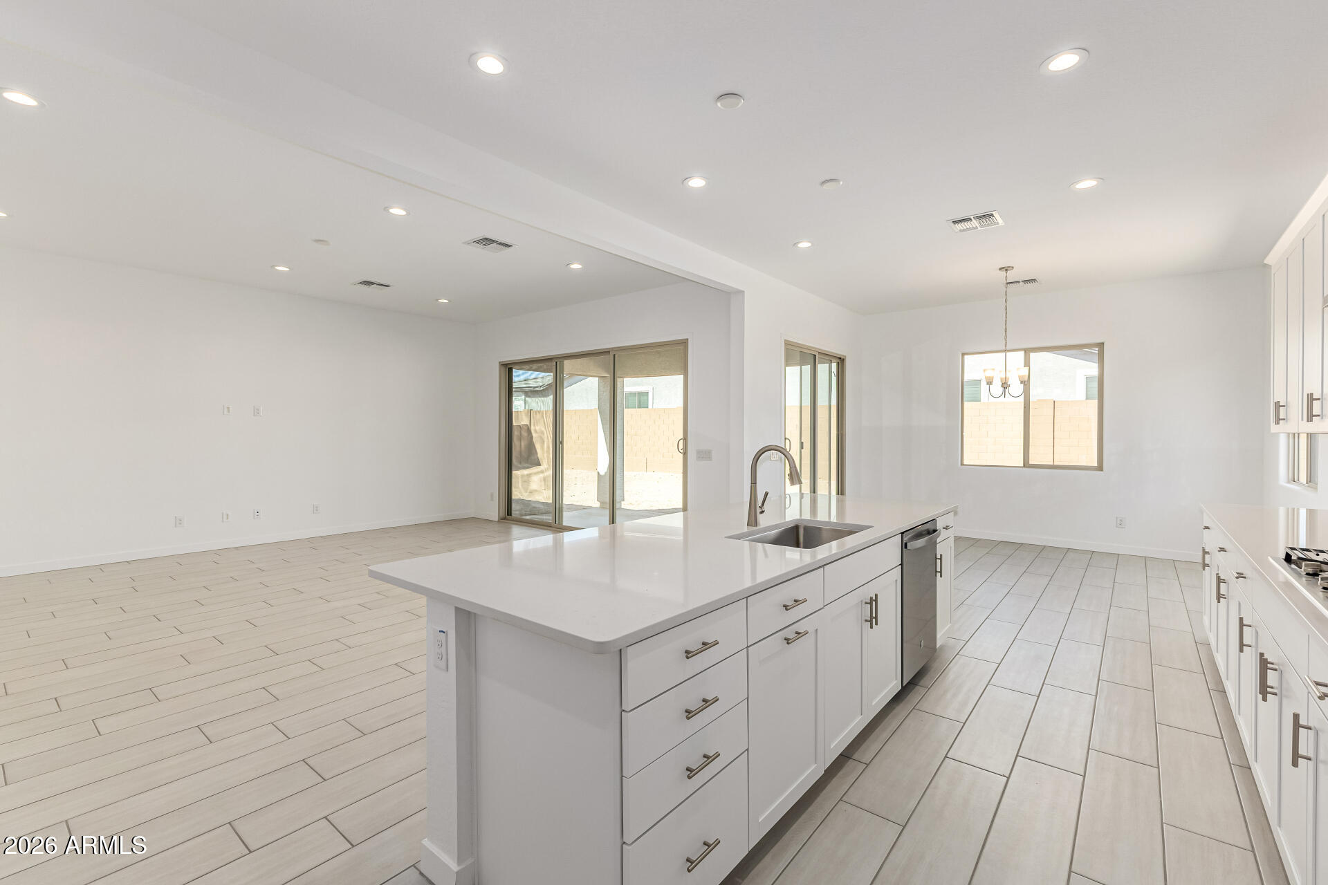 15776 W BRONCO Trail