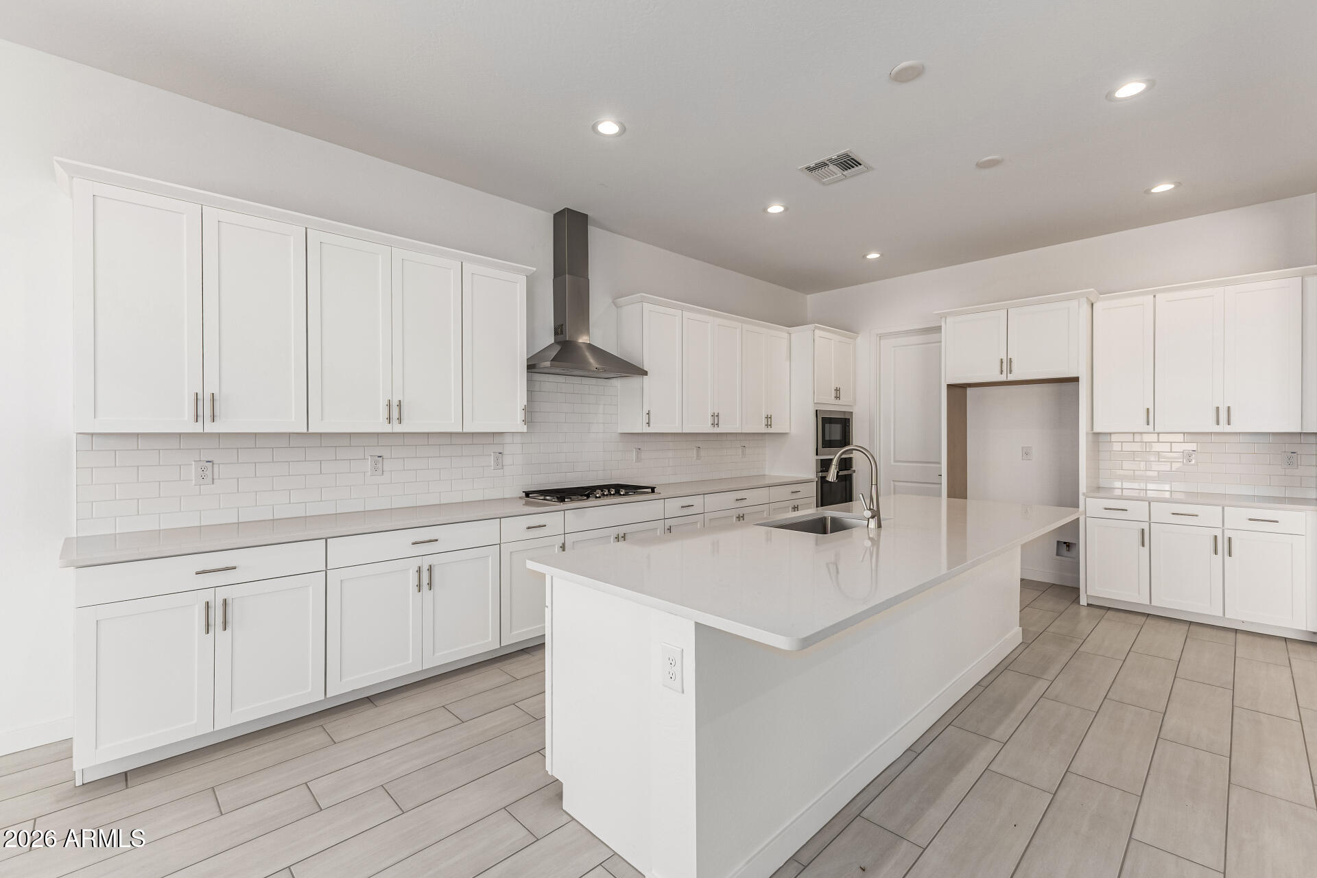 15776 W BRONCO Trail