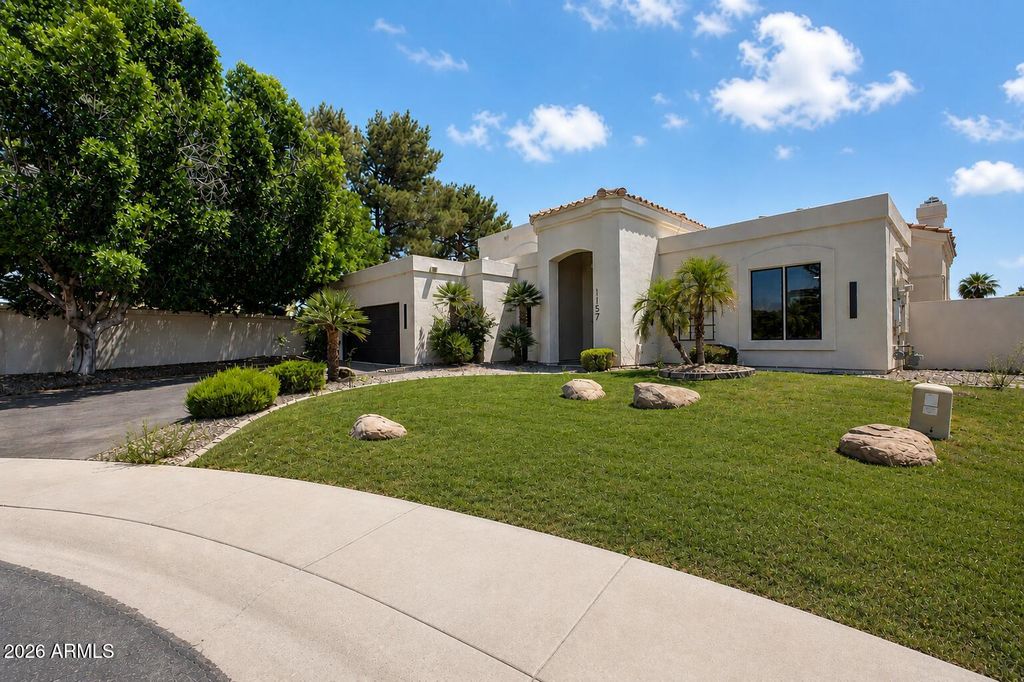 Photo of 1157 N Date Palm Drive, Gilbert, AZ 85234 (MLS # 7024918)